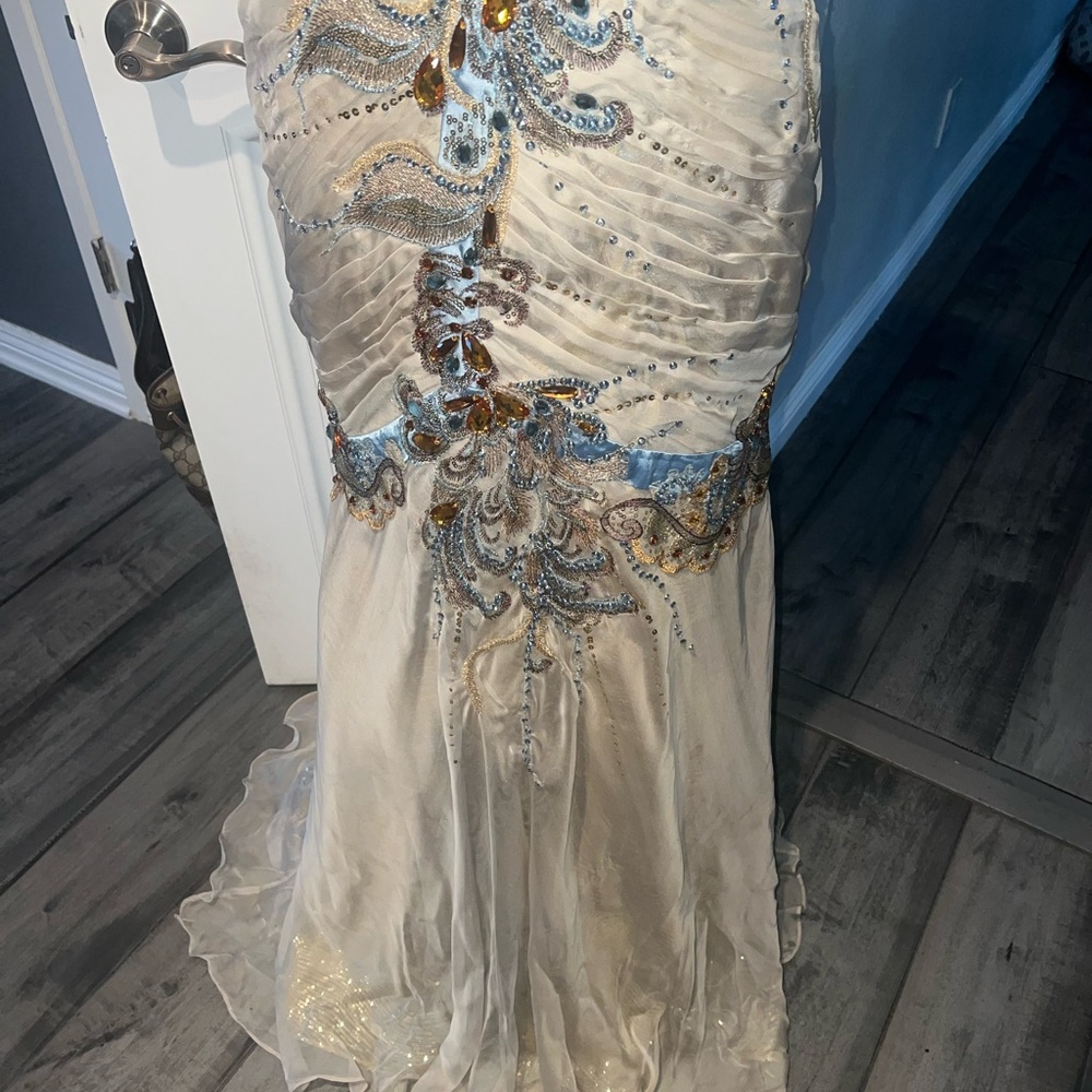 MUSANI GOLD COUTURE Evening Prom Dress Gown - Picture 3 of 14